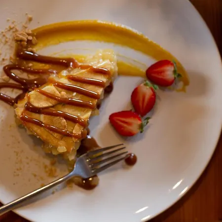 Pansiyon Dom Numer 127 *