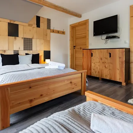 Homestay szállás Dom Numer 127